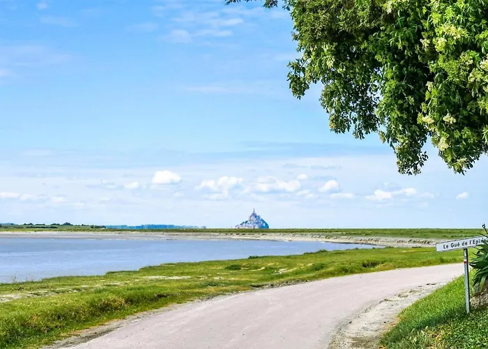 Gorgeous In With Wifi Apartment